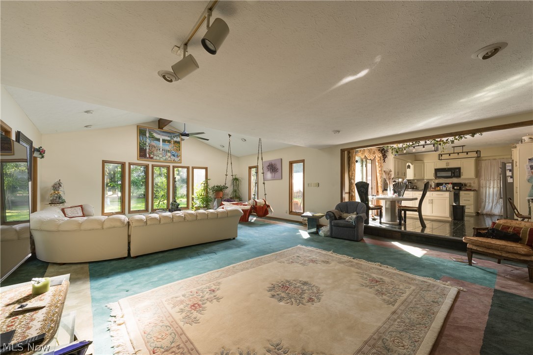 6818 Wildwood Trail Mayfield Village OH 44143