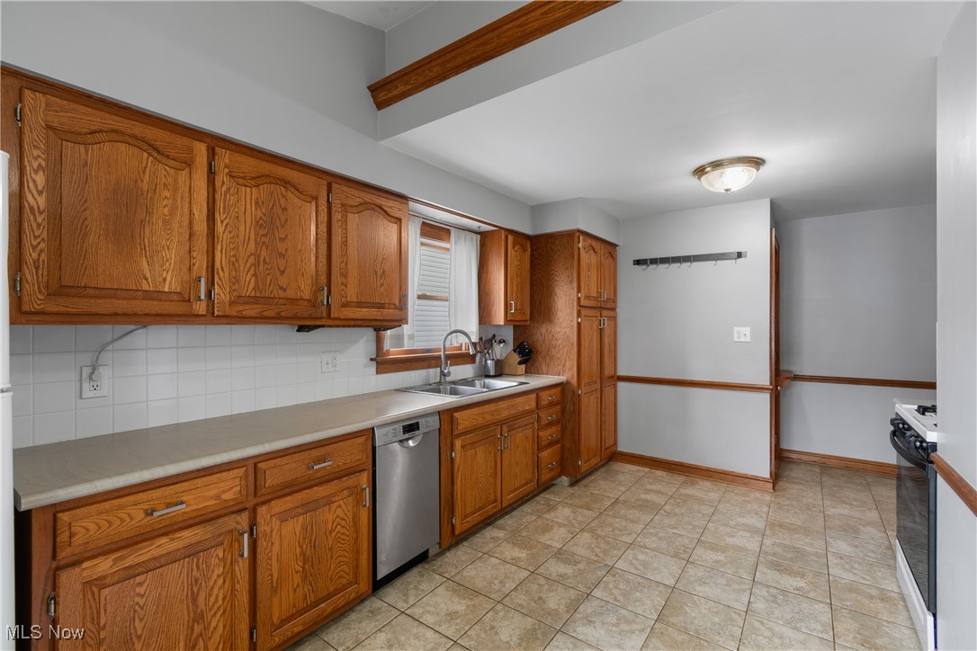 291 Selden Avenue Akron OH 44301