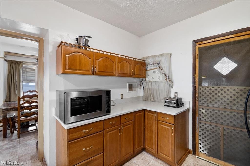 1544 Wyandotte Avenue Lakewood OH 44107