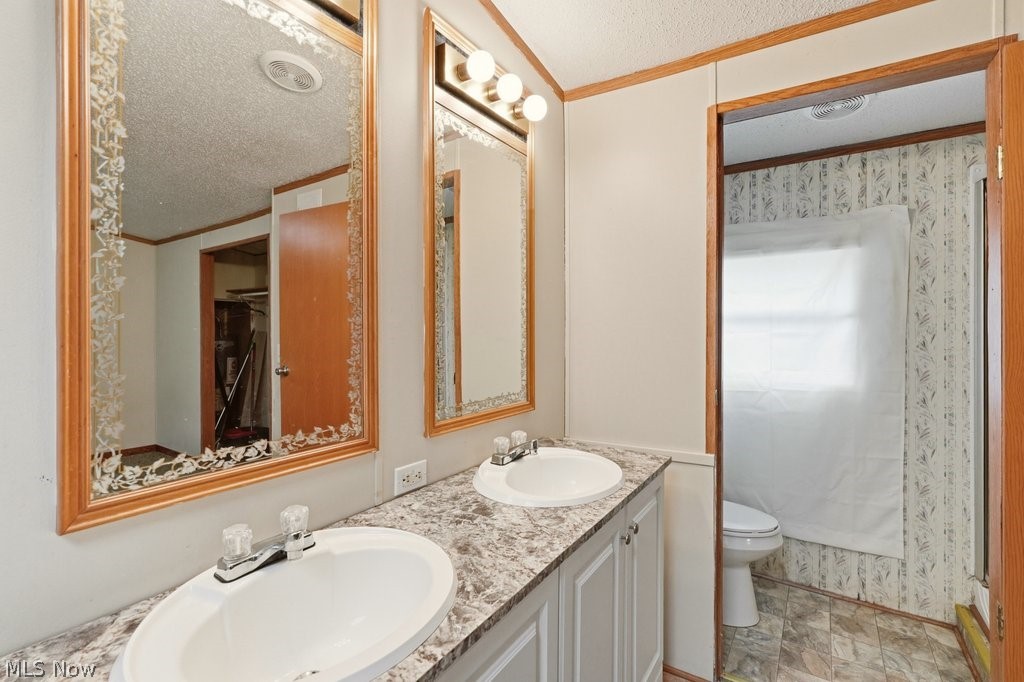 6507 Robby Lane Ravenna OH 44266