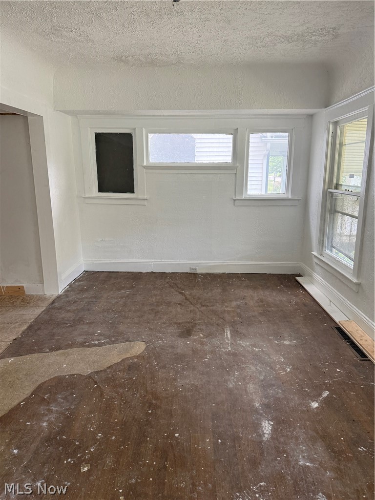 517 E 107th Street Cleveland OH 44108