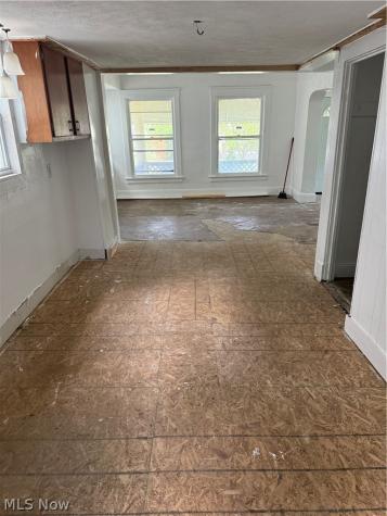 517 E 107th Street Cleveland OH 44108