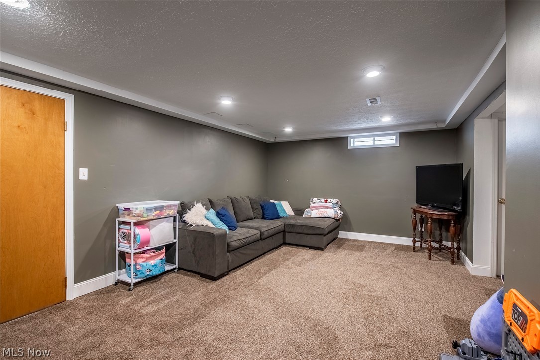 21573 Montclare Boulevard Strongsville OH 44149