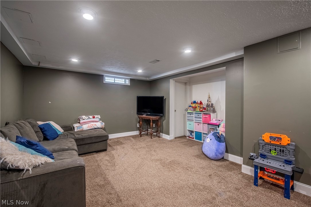 21573 Montclare Boulevard Strongsville OH 44149