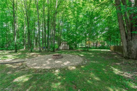 21573 Montclare Boulevard Strongsville OH 44149