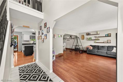 21573 Montclare Boulevard Strongsville OH 44149