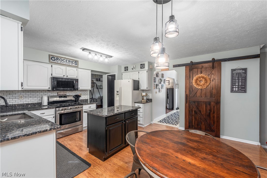 21573 Montclare Boulevard Strongsville OH 44149