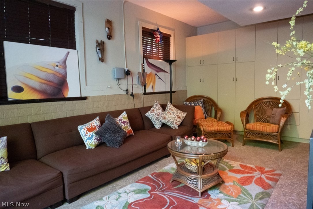 10304 Lake Shore Boulevard Bratenahl OH 44108