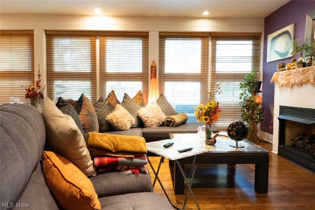 10304 Lake Shore Boulevard Bratenahl OH 44108
