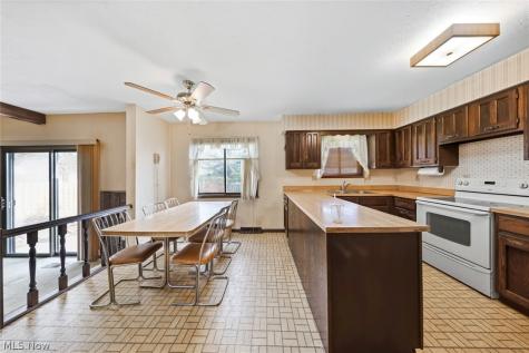 17773 Blazing Star Drive Strongsville OH 44136