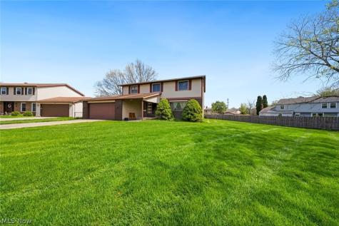 17773 Blazing Star Drive Strongsville OH 44136