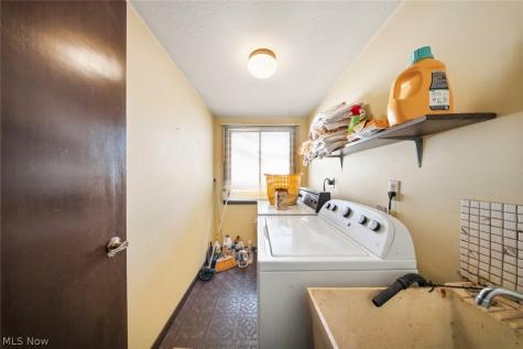 17773 Blazing Star Drive Strongsville OH 44136