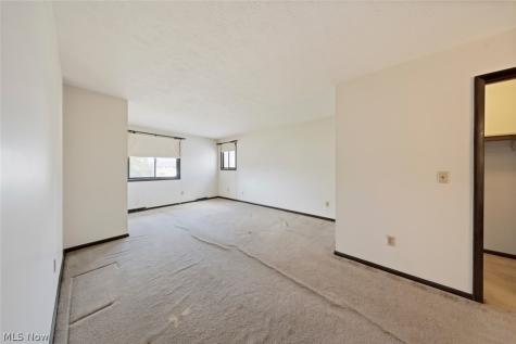 17773 Blazing Star Drive Strongsville OH 44136