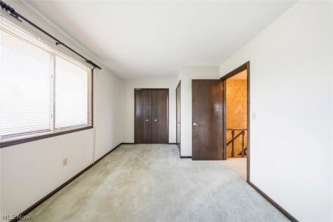 17773 Blazing Star Drive Strongsville OH 44136