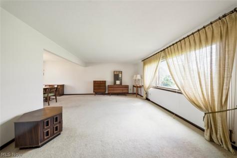 17773 Blazing Star Drive Strongsville OH 44136