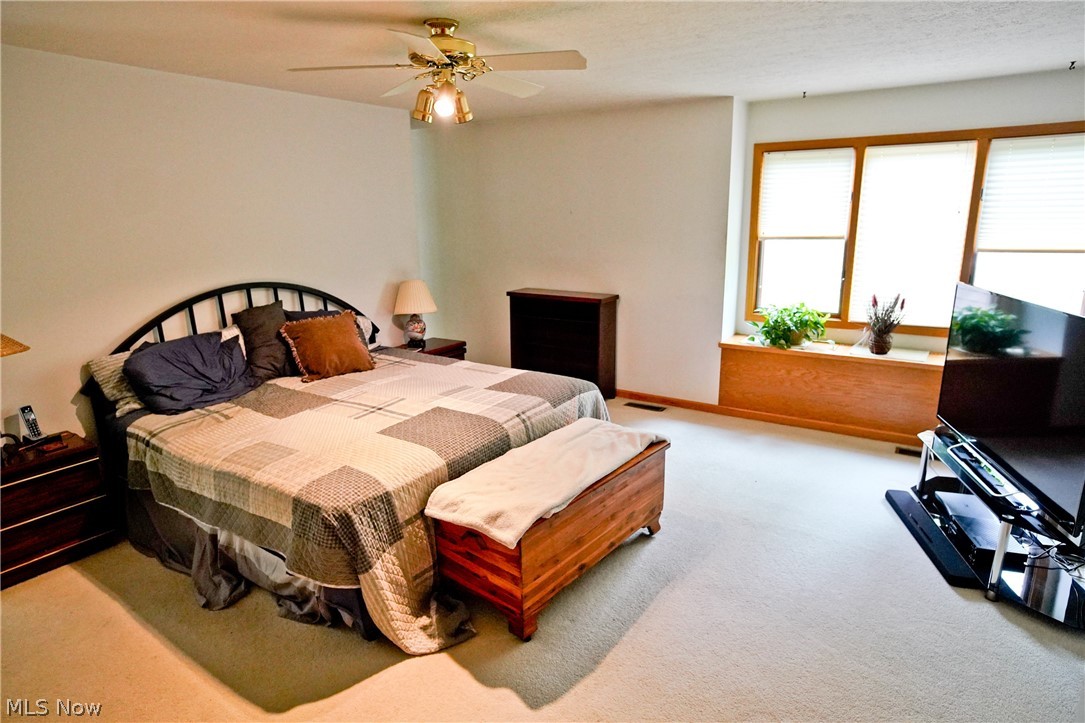 3048 Deercrest Path Stow OH 44224