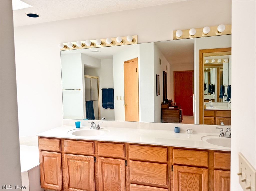3048 Deercrest Path Stow OH 44224