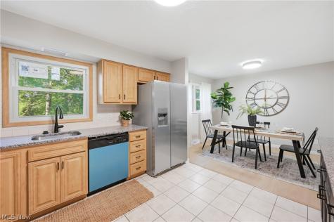 6024 Yorktown Lane Youngstown OH 44515
