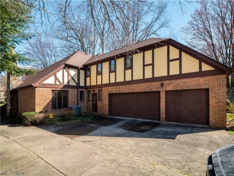 2008 Newbury Drive Westlake OH 44145