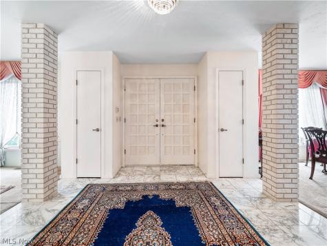 2008 Newbury Drive Westlake OH 44145