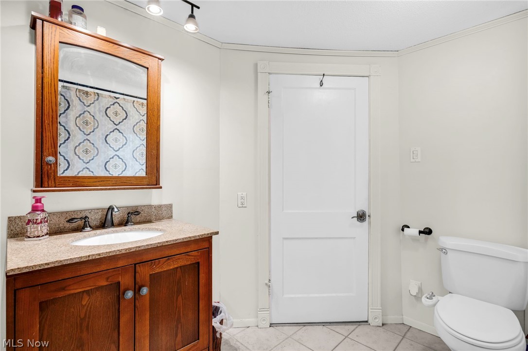 4561 Lincoln Avenue Shadyside OH 43947
