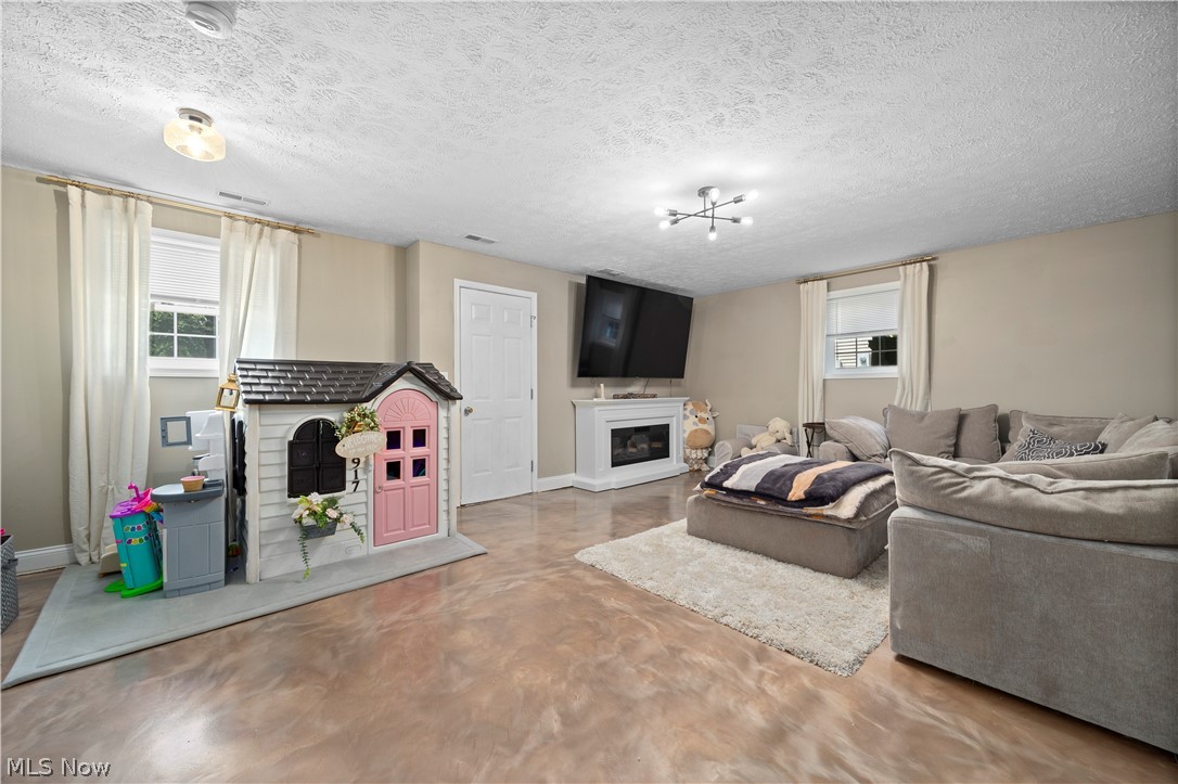 1193 Elm Street Grafton OH 44044