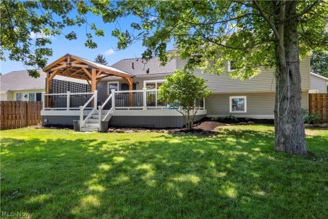 1193 Elm Street Grafton OH 44044