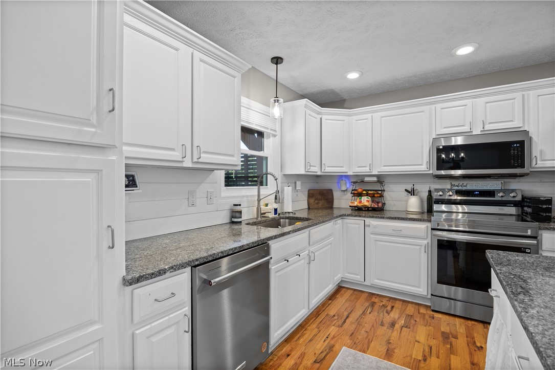1193 Elm Street Grafton OH 44044