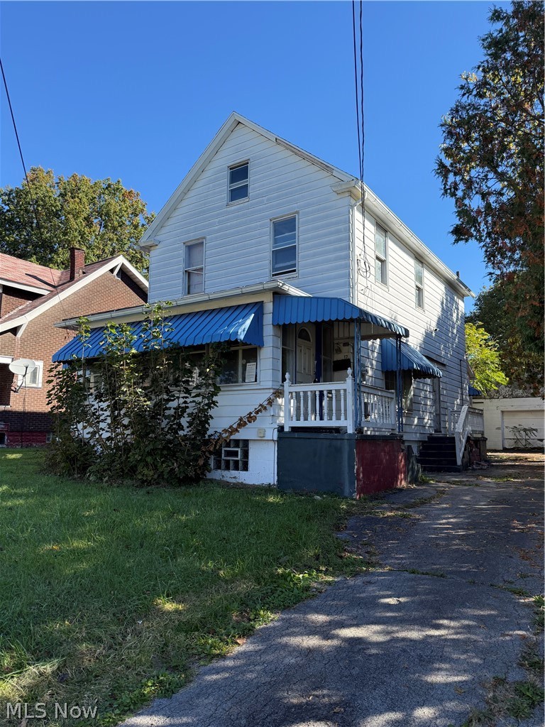 17 N Hartford Avenue Youngstown OH 44509