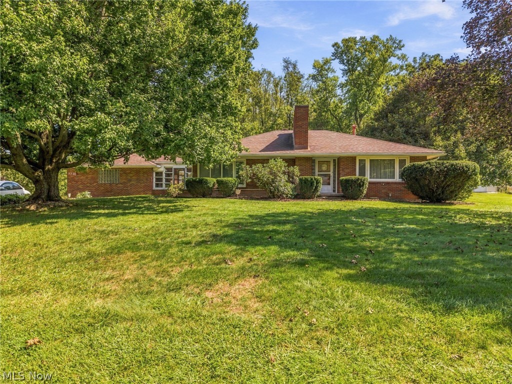5738 Griffith Avenue NW North Canton OH 44720