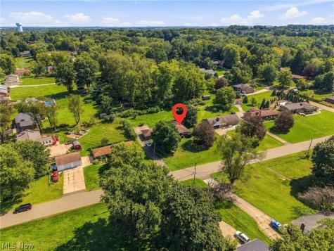 5738 Griffith Avenue NW North Canton OH 44720