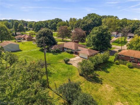 5738 Griffith Avenue NW North Canton OH 44720
