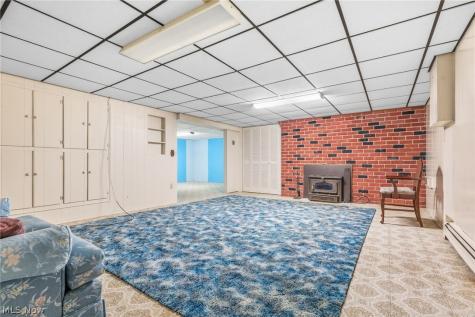 5738 Griffith Avenue NW North Canton OH 44720