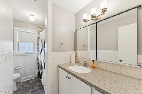 229 Vassar Avenue Elyria OH 44035
