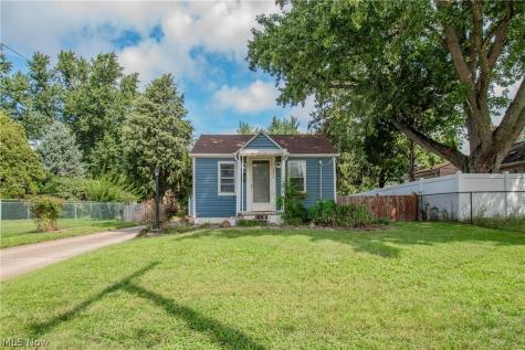 2841 Shelburn Avenue Akron OH 44312