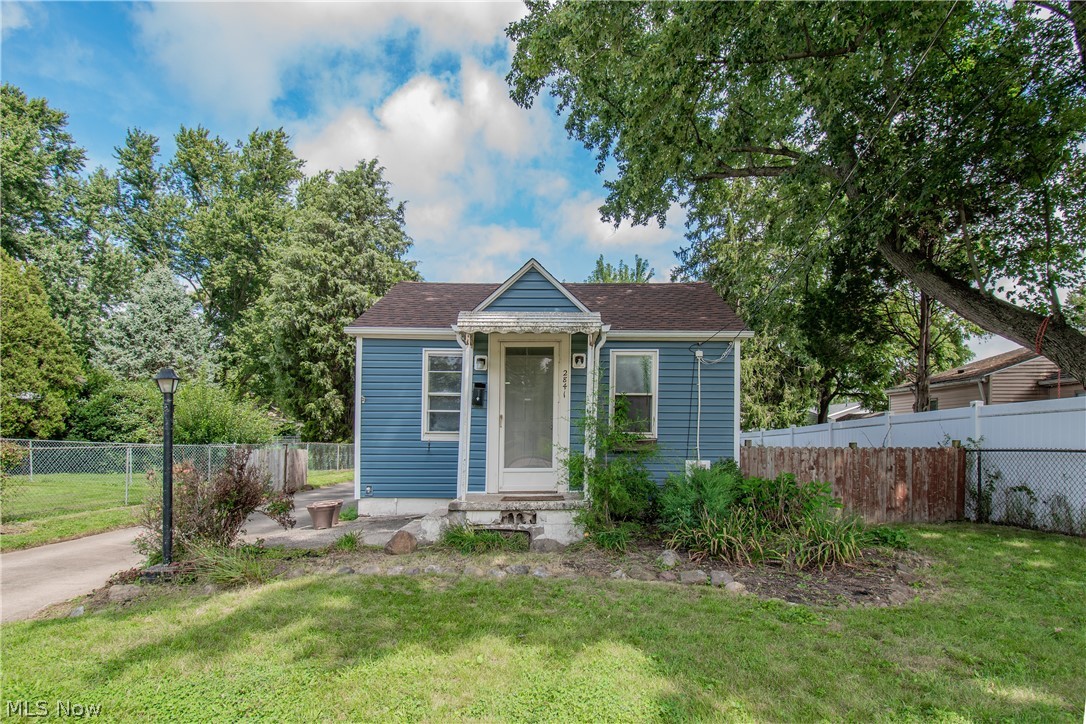2841 Shelburn Avenue Akron OH 44312