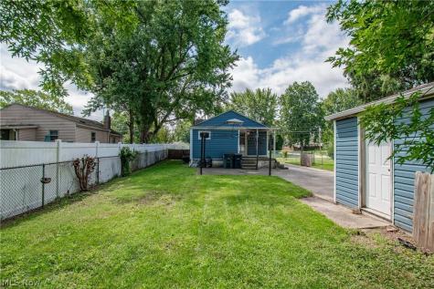 2841 Shelburn Avenue Akron OH 44312
