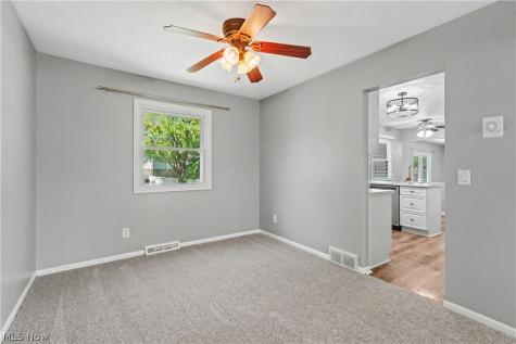 3890 Sanford Drive Parma OH 44134