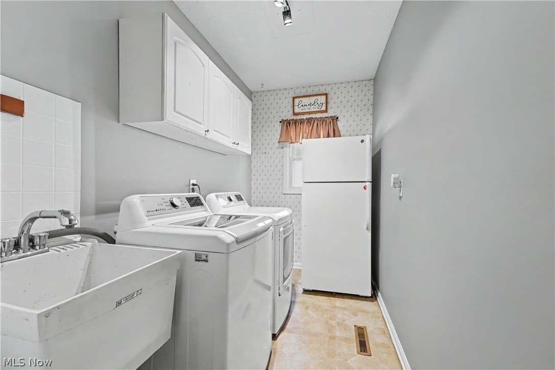 3890 Sanford Drive Parma OH 44134