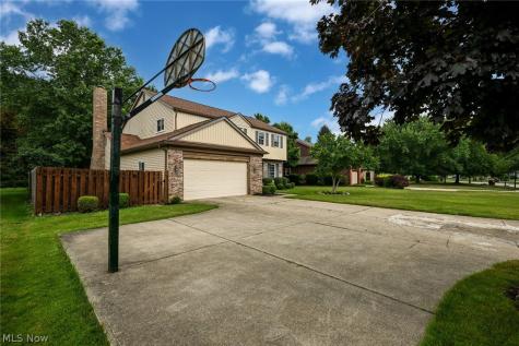1855 Settlers Reserve Way Westlake OH 44145