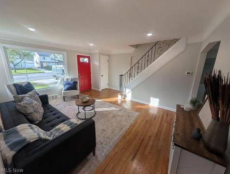 5860 Pearl Road Parma OH 44130