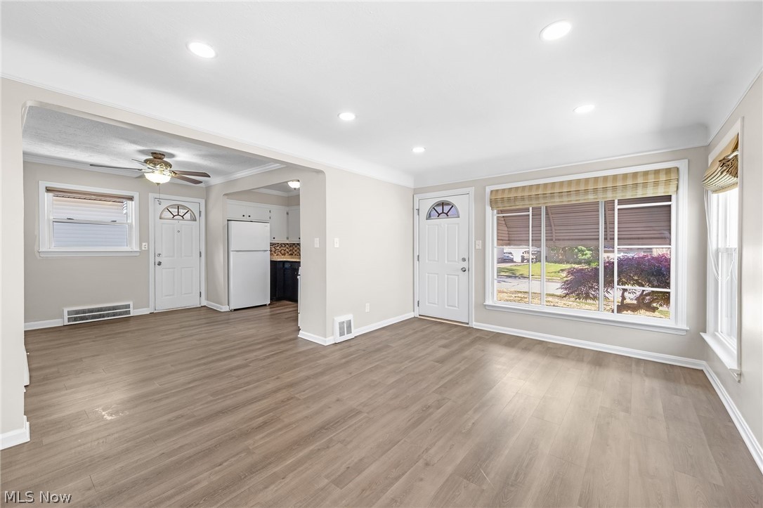 1653 Woodhurst Avenue Mayfield Heights OH 44124