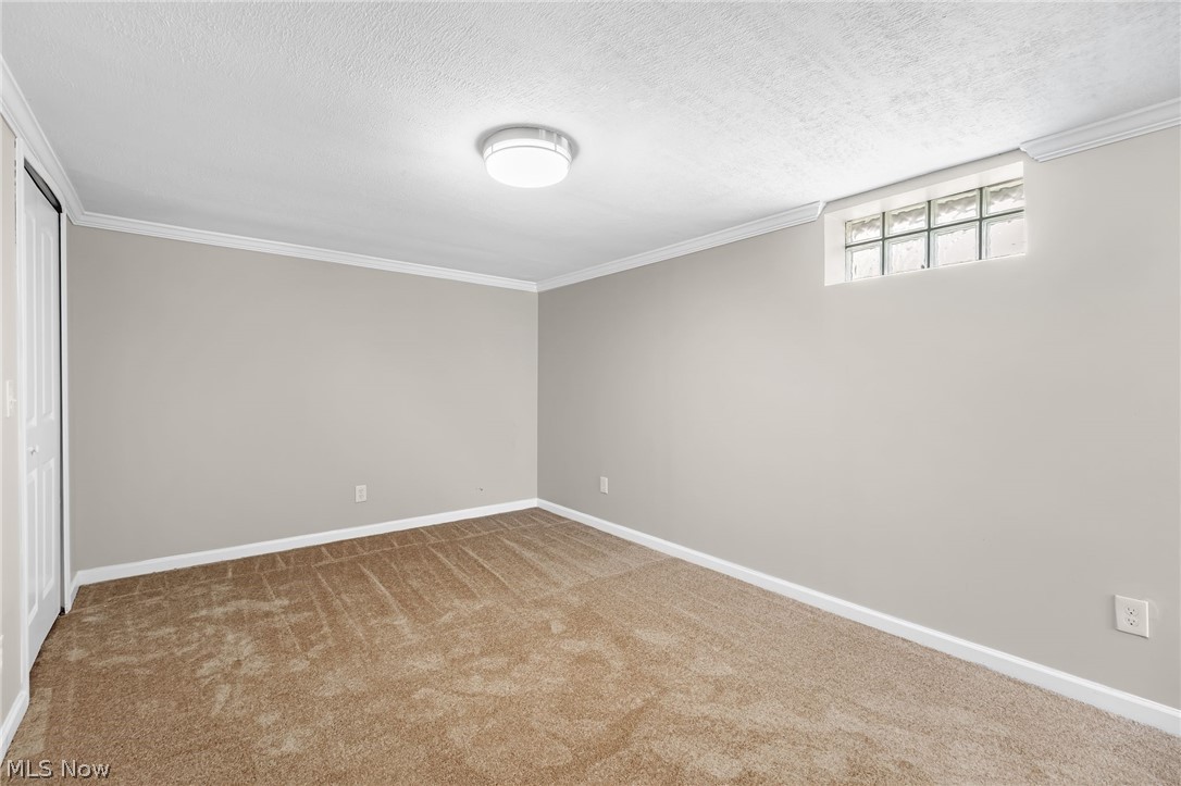 1653 Woodhurst Avenue Mayfield Heights OH 44124