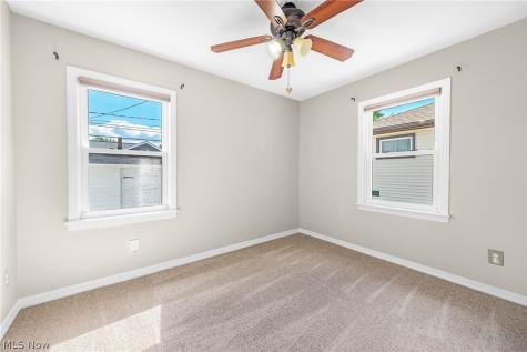 1653 Woodhurst Avenue Mayfield Heights OH 44124