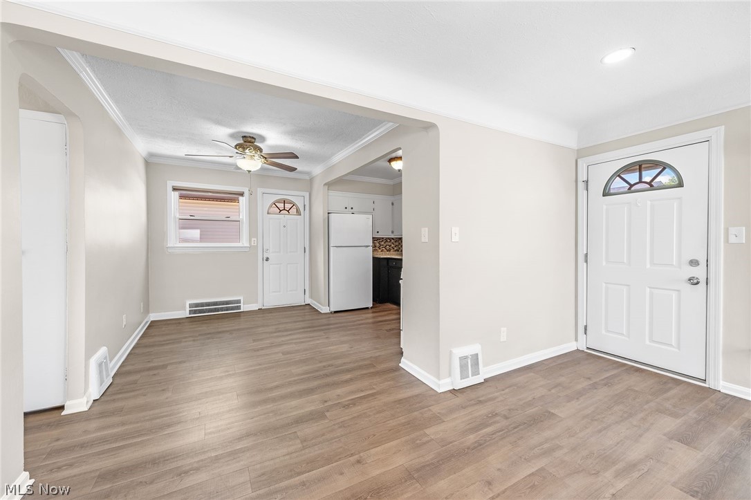 1653 Woodhurst Avenue Mayfield Heights OH 44124