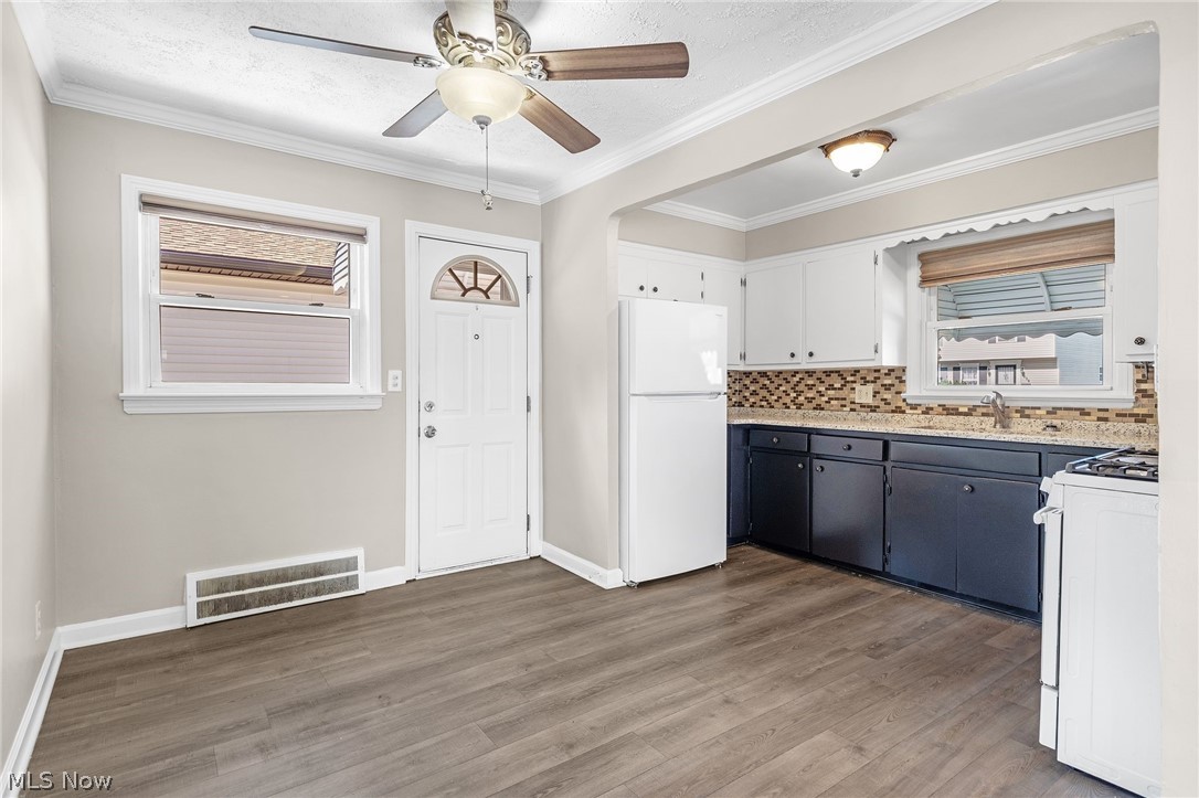 1653 Woodhurst Avenue Mayfield Heights OH 44124