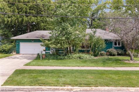 6225 Stratford Drive Parma Heights OH 44130