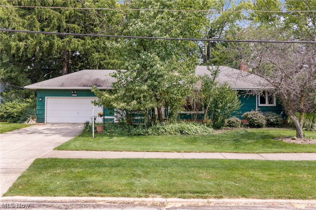 6225 Stratford Drive Parma Heights OH 44130