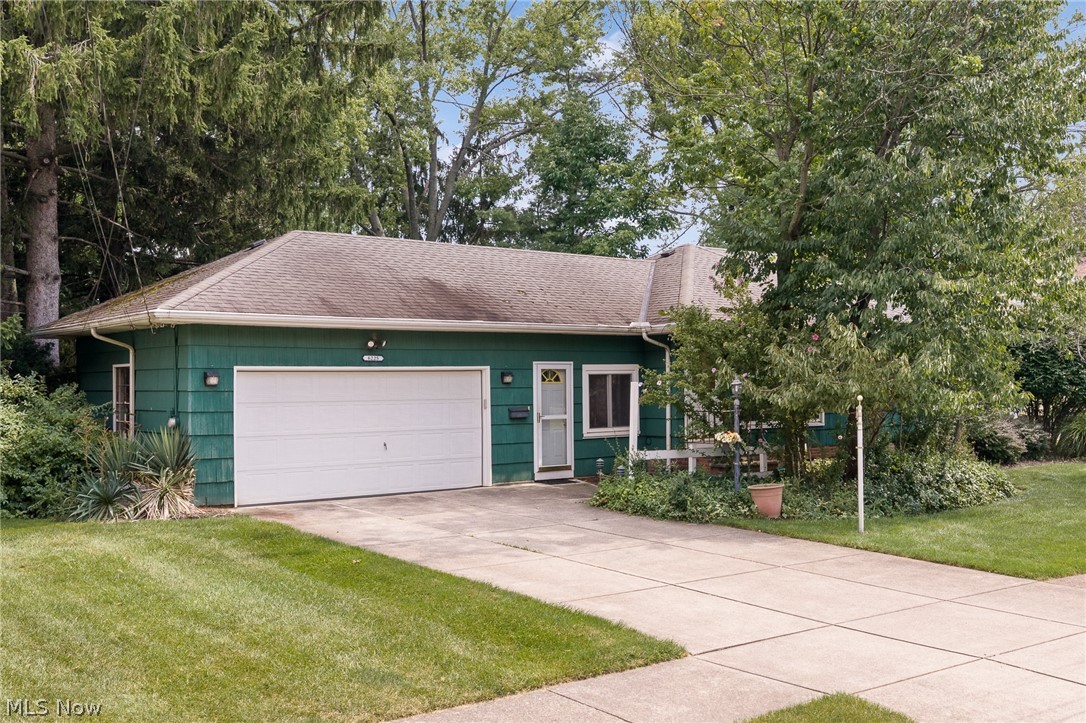 6225 Stratford Drive Parma Heights OH 44130
