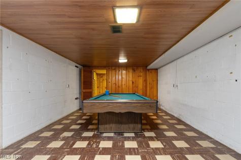 6225 Stratford Drive Parma Heights OH 44130